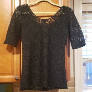 BR black lace short sleeve top M